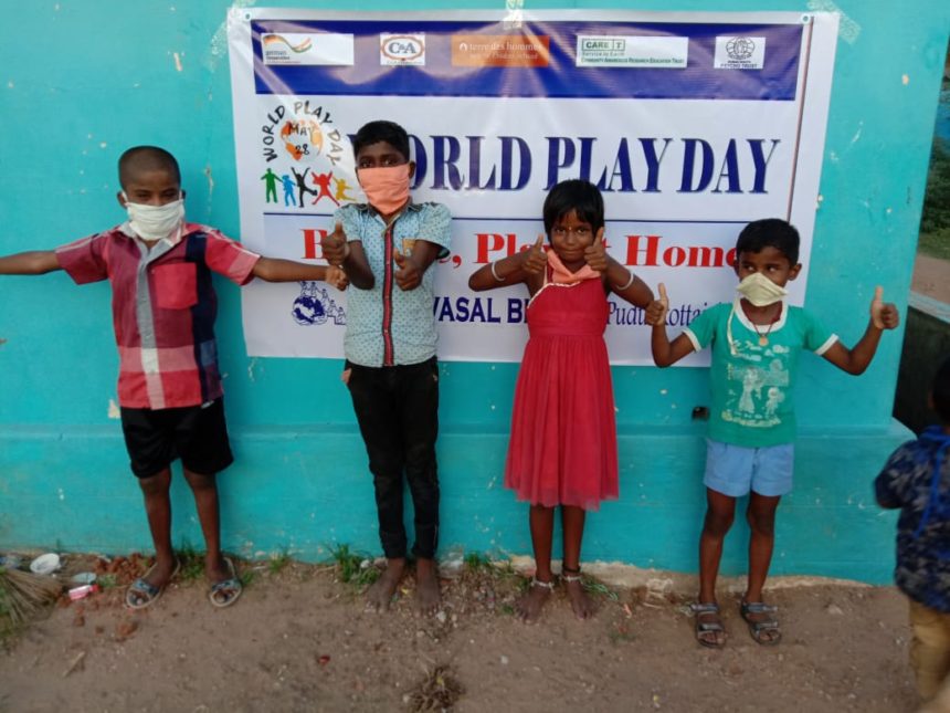 Read foundation celebrated world play day programs at Annavasal and Viralimalai blocks.